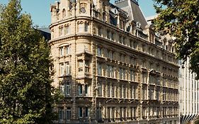 Hyde London City